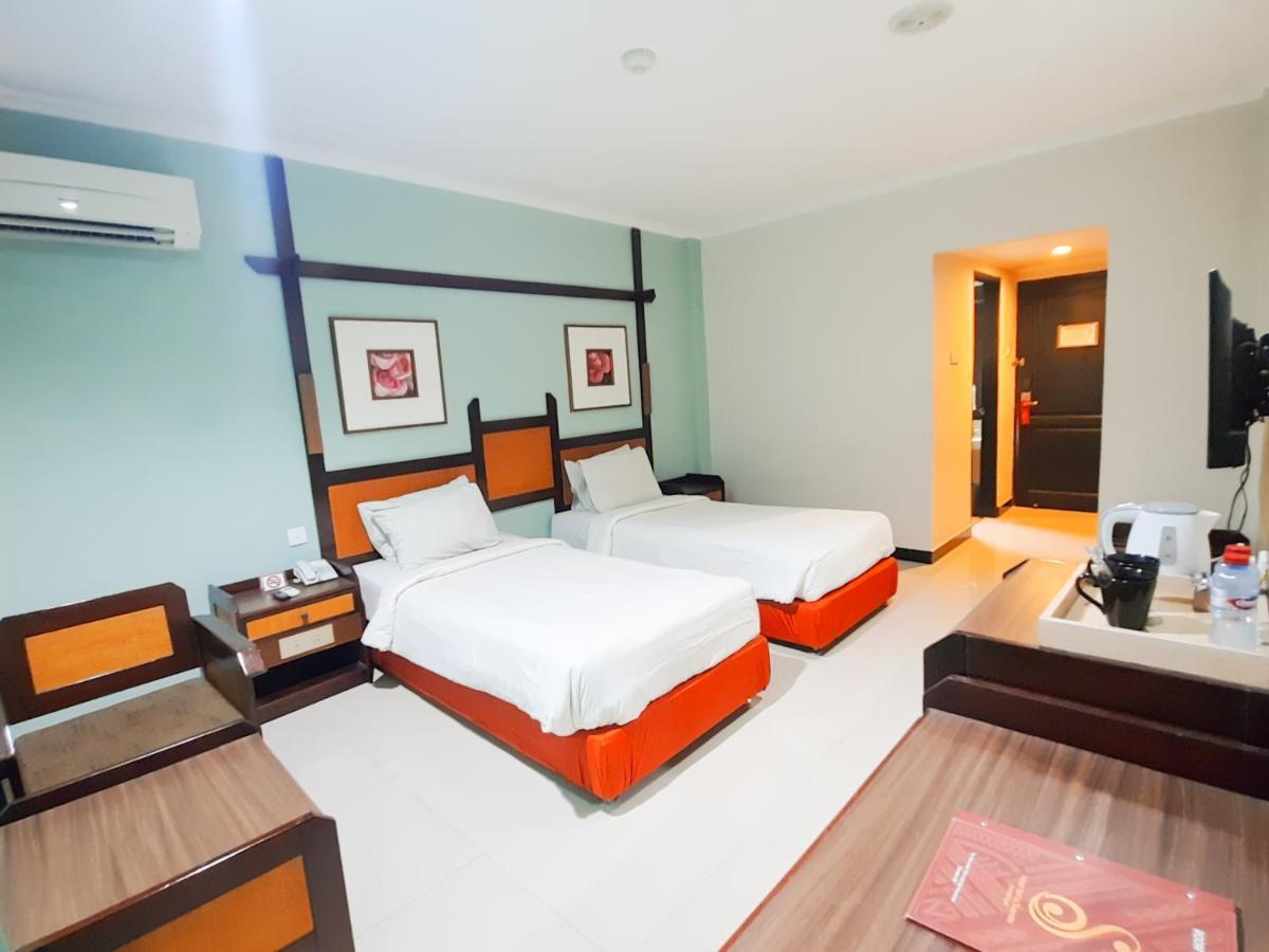 Hotel Sofia Juanda Surabaya Sidoarjo Extérieur photo