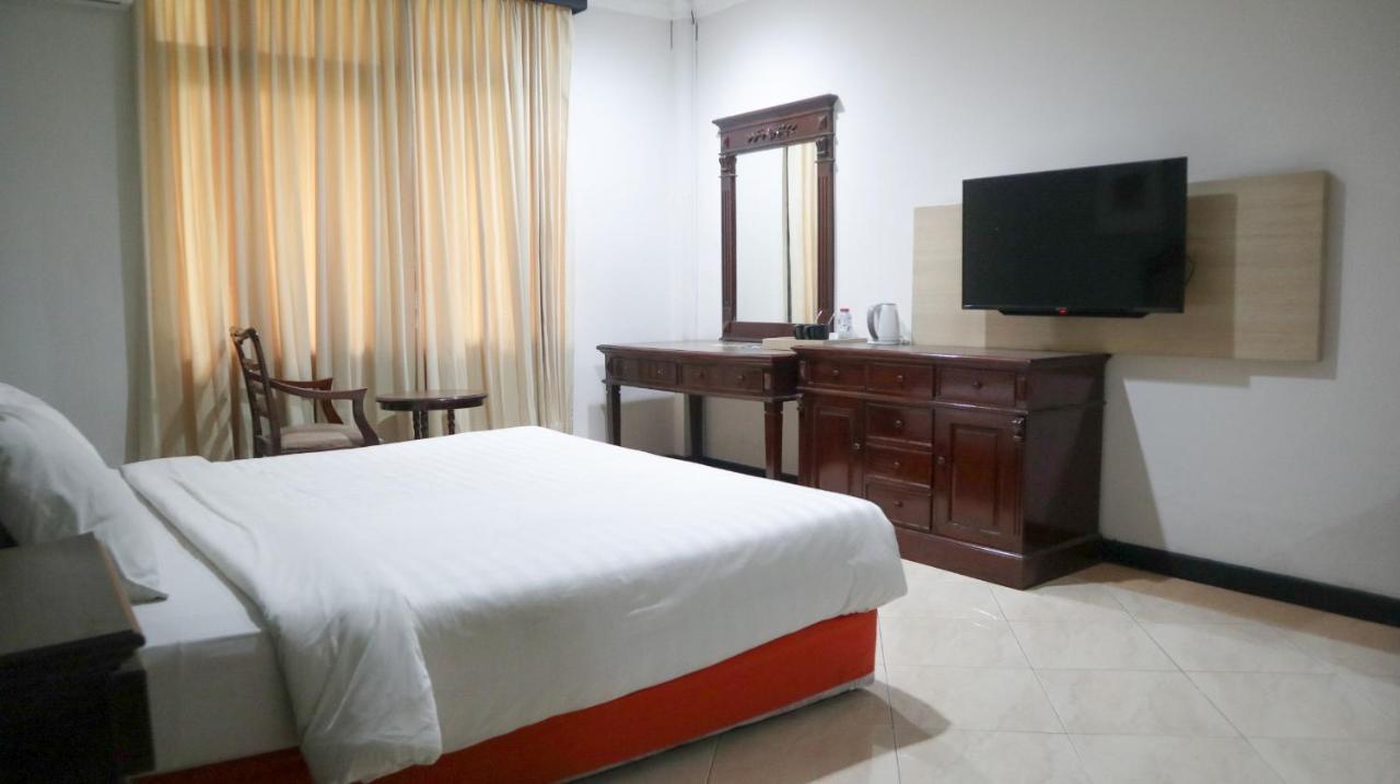 Hotel Sofia Juanda Surabaya Sidoarjo Extérieur photo