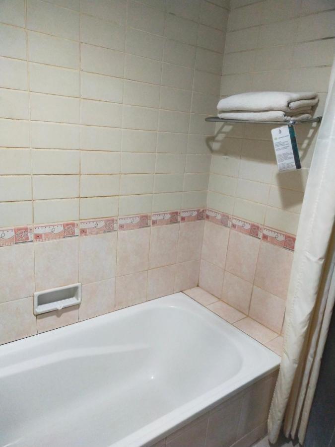 Hotel Sofia Juanda Surabaya Sidoarjo Extérieur photo