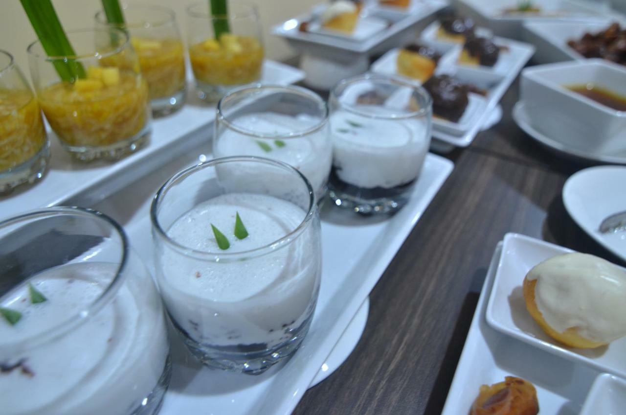 Hotel Sofia Juanda Surabaya Sidoarjo Extérieur photo